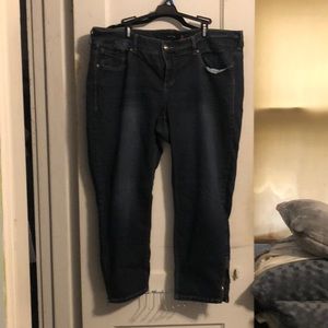Torrid skinny jeans dark blue size 22
